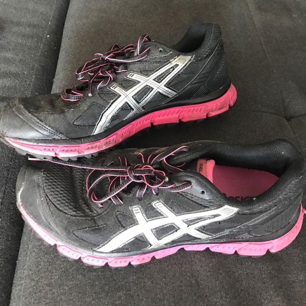 Pink and Black Asics Running Shoe - Size 8
